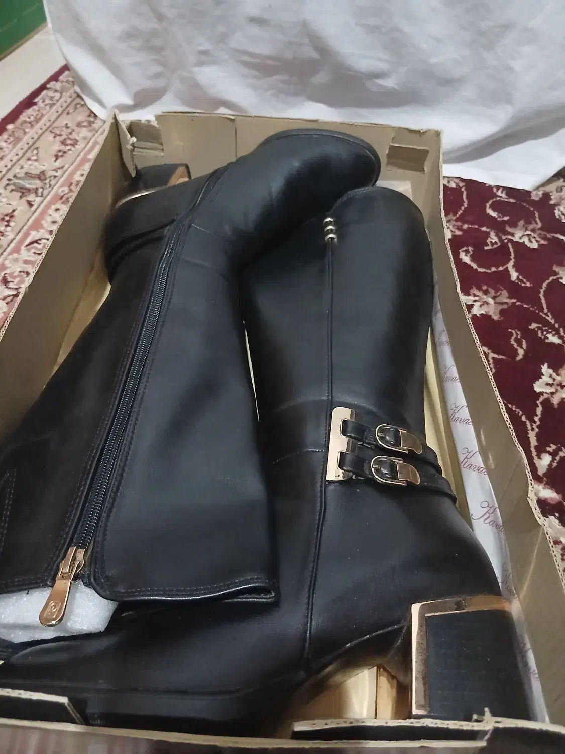 پوتین|کیف، کفش، کمربند|ارومیه, |دیوار