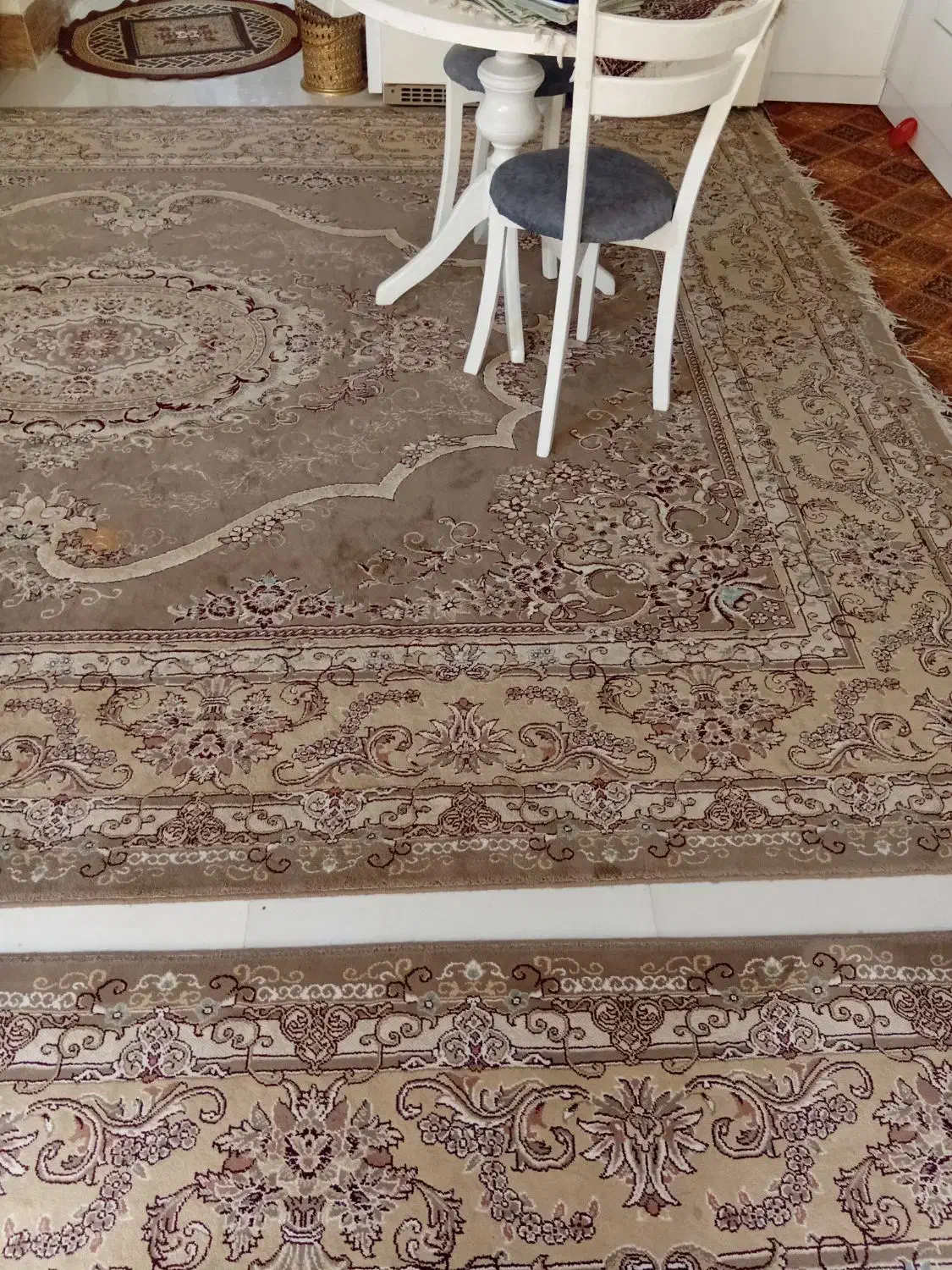 فرش گردویی 12متری دوعددباهم|فرش|تربتحیدریه, حسنی بالا|دیوار