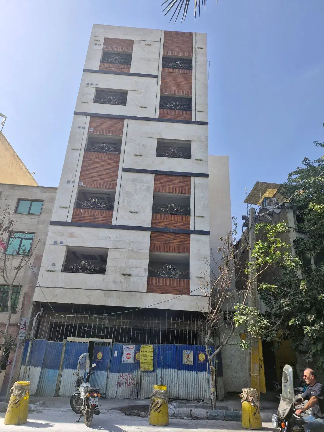 استخدام کارگر ساختمانی|استخدام معماری، عمران و ساختمانی|تهران, فدک|دیوار