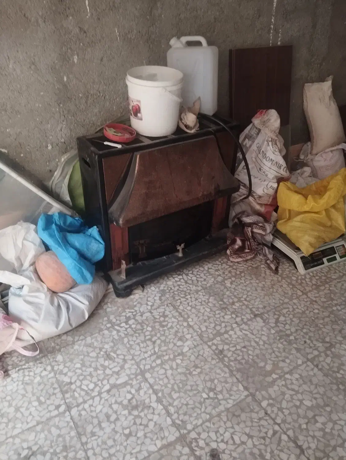 لوازم خونه|مبلمان خانگی و میز عسلی|بهارستان, |دیوار