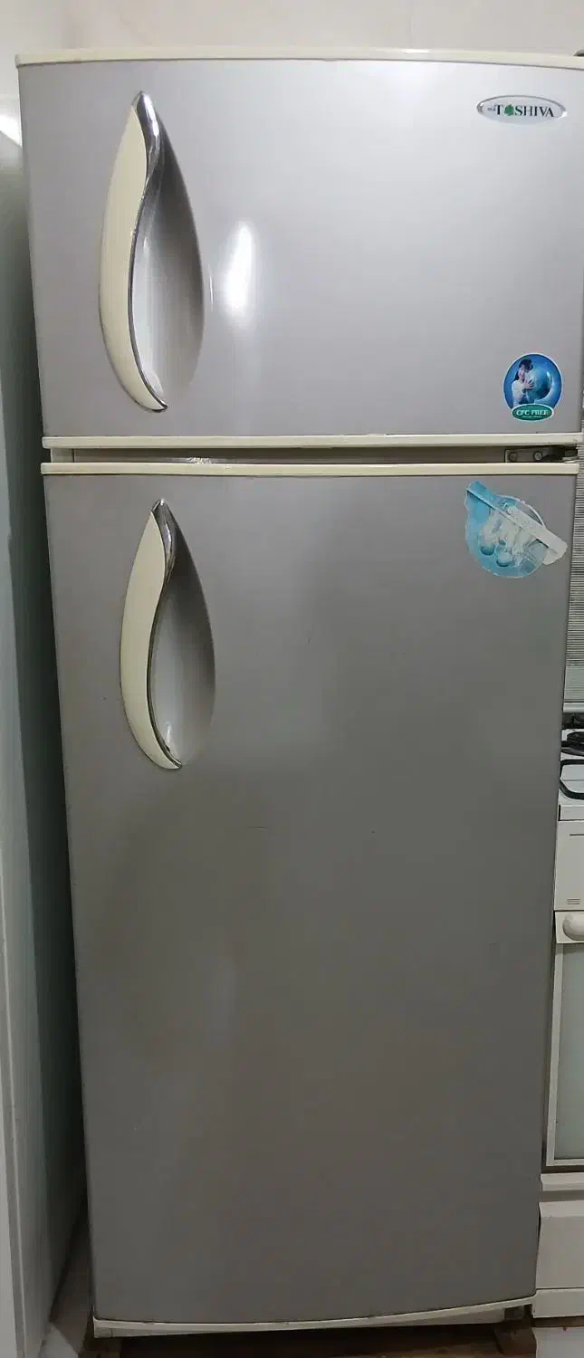 یخچال توشوا|یخچال و فریزر|همدان, |دیوار