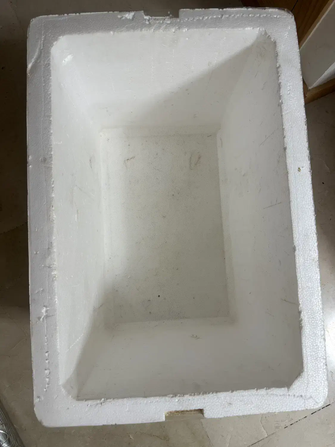 یخدان یونولیتی|ظروف نگهدارنده، پلاستیکی، یکبارمصرف|تهران, آسمان|دیوار