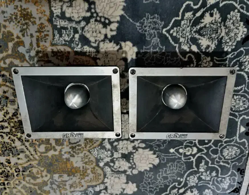 هورن گرند پاور|سیستم صوتی خانگی|بم, |دیوار