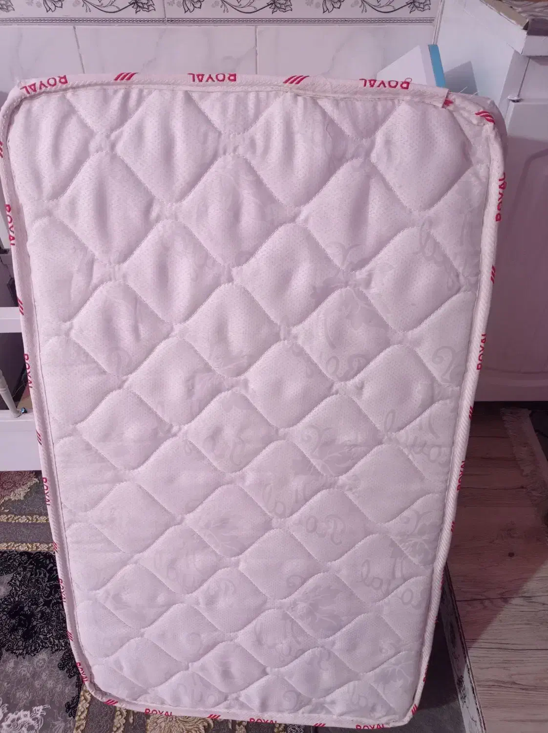 تخت خواب نوزاد|تخت و سرویس خواب|بروجرد, |دیوار