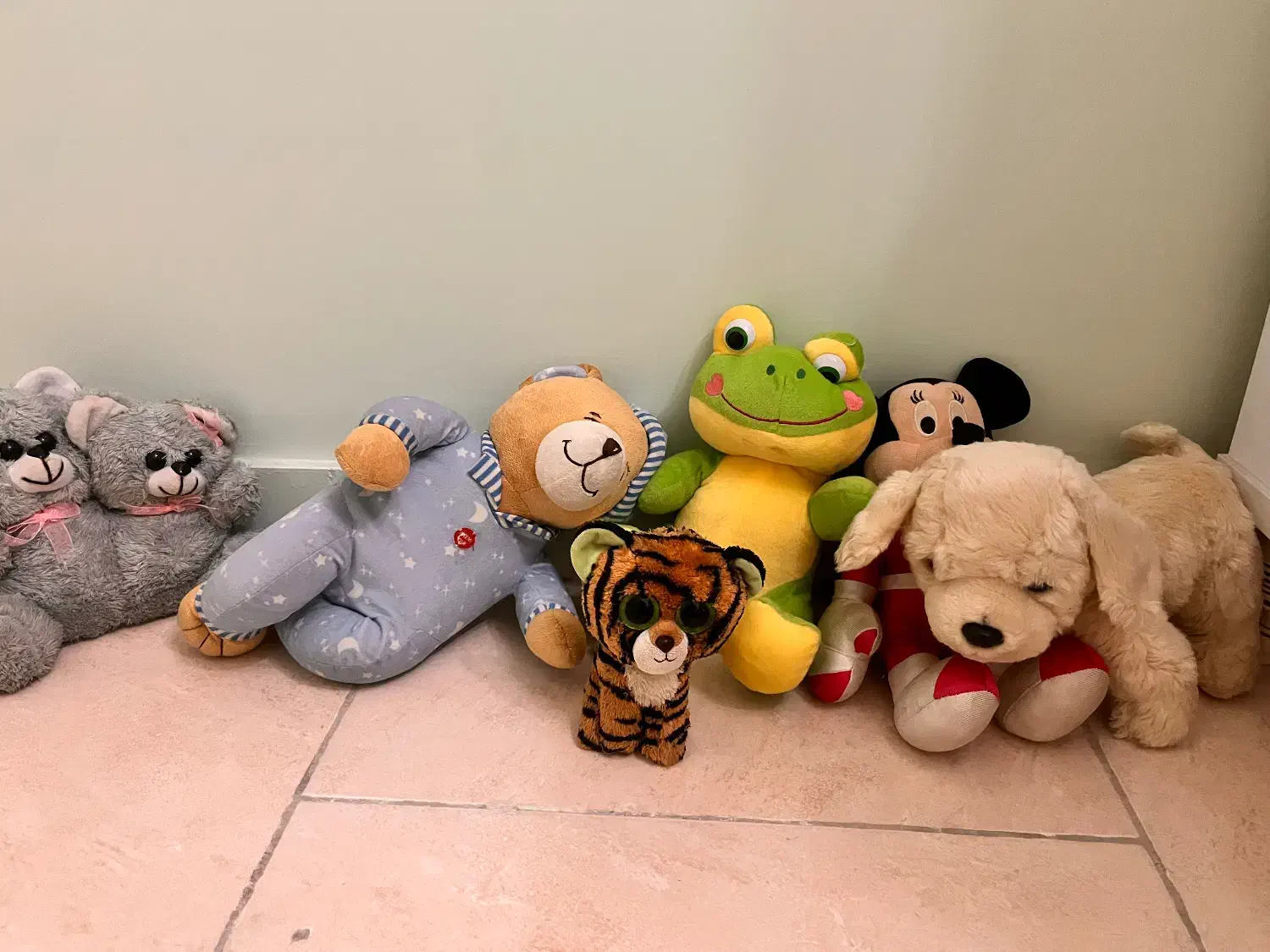 ۶ عدد عروسک|اسباب‌بازی بچه|تهران, هلال احمر|دیوار