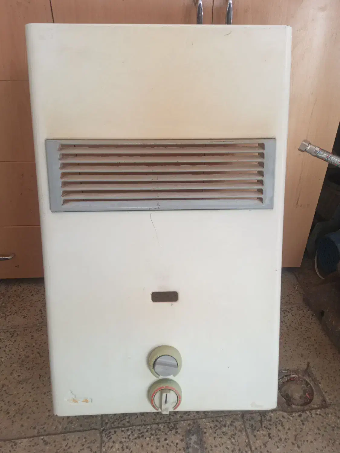 آبگرمکن b ۱۸ بامبدل نو|آبگرمکن، پکیج، شوفاژ|اردبیل, |دیوار