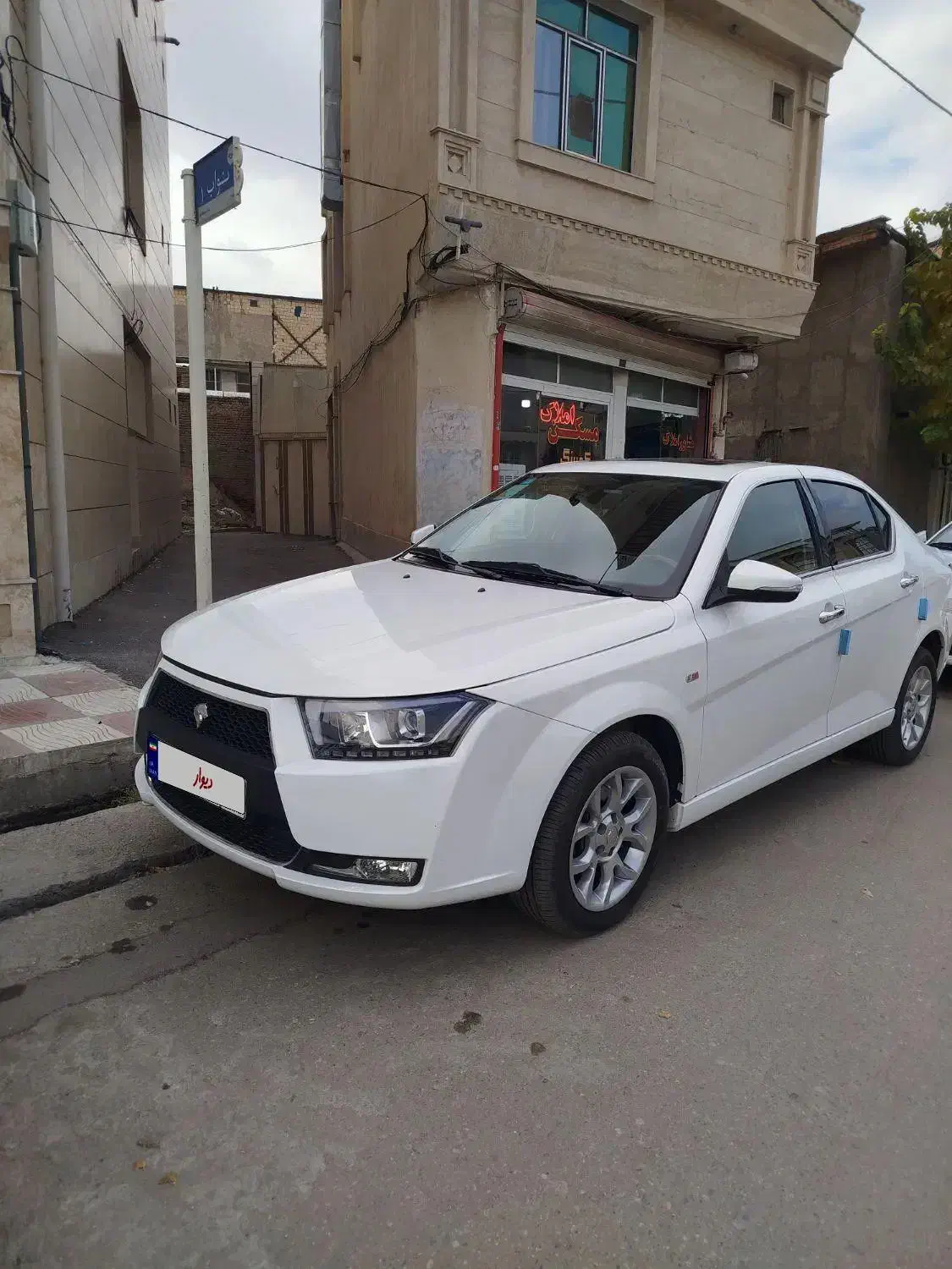 دنا پلاس 1401 اتوماتیک عروسک|خودرو سواری و وانت|بروجرد, |دیوار