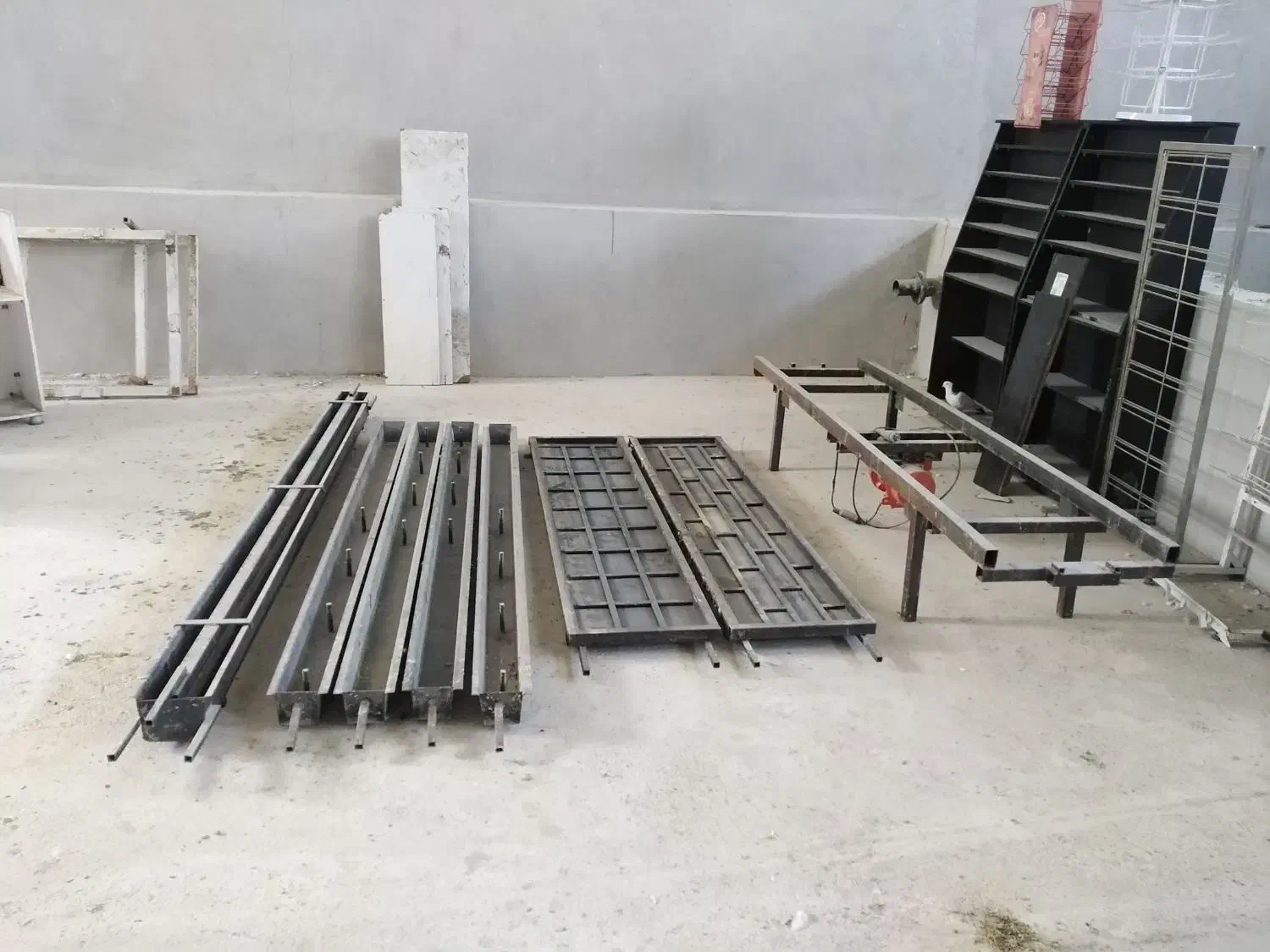 خط تولید دیوار پیش ساخته بتنی|مصالح و تجهیزات ساختمان|شیراز, میانرود|دیوار