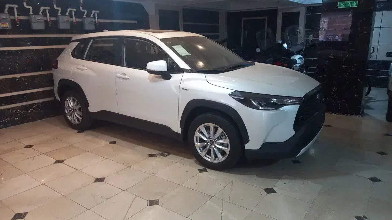 کرولا کراس 2025 تحویل آنی (Corolla Cross)|خودرو سواری و وانت|تهران, محمودیه|دیوار