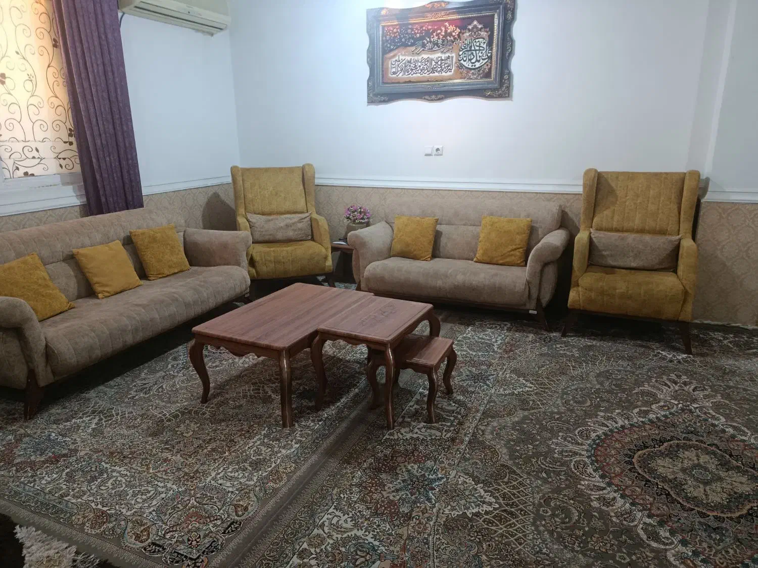 یک دست مبل هفت نفره همراه با میز وعسلی|مبلمان خانگی و میز عسلی|بندر گناوه, |دیوار