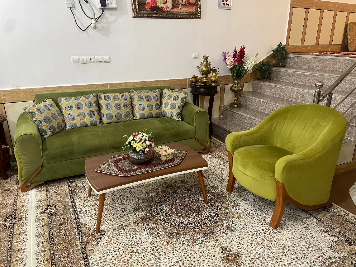 مبل راحتی بسیار نو|مبلمان خانگی و میز عسلی|دزفول, |دیوار