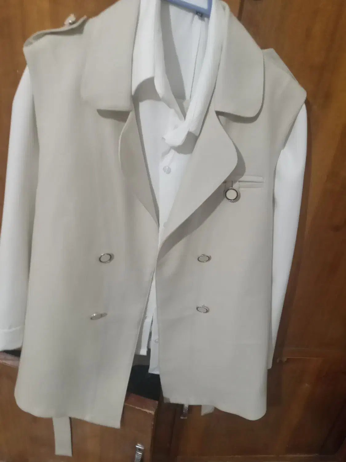 لباس سه تکه  کرمی   شیک وپاییزی|لباس|مراغه, |دیوار