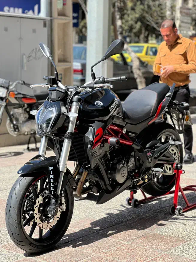 بنلی ۳۰۰ جفت مشابه صفر|موتورسیکلت|شیراز, قصرالدشت|دیوار