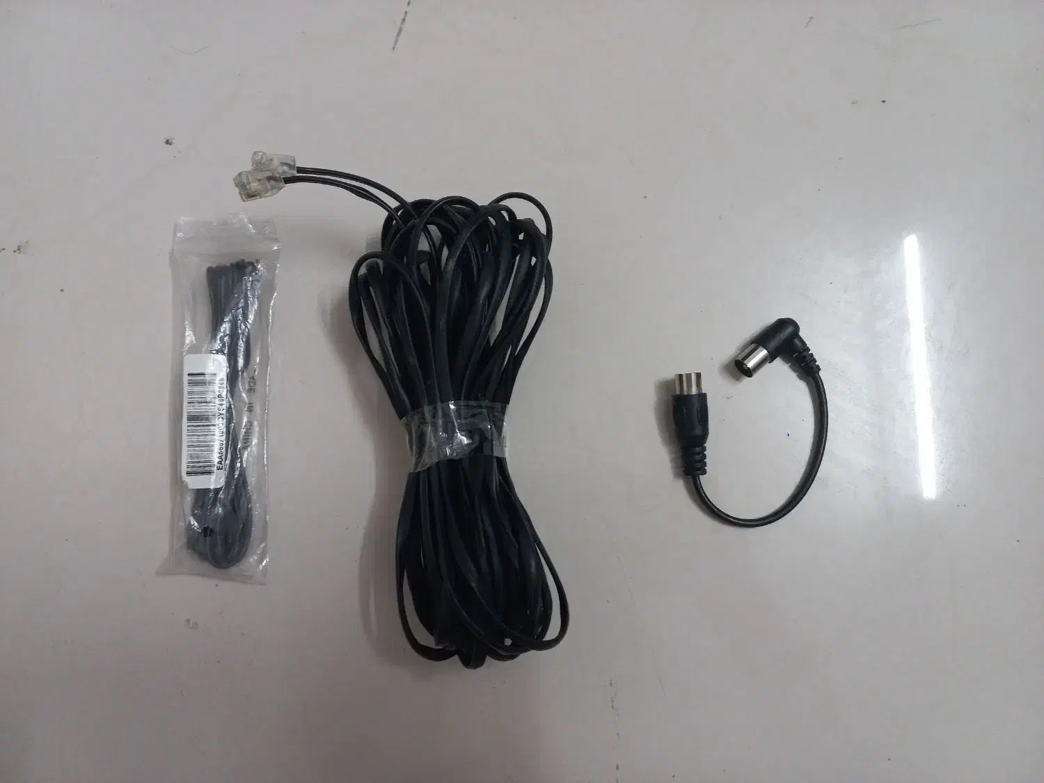 تلویزیون|تلویزیون و پروژکتور|قم, دروازه چوبی|دیوار