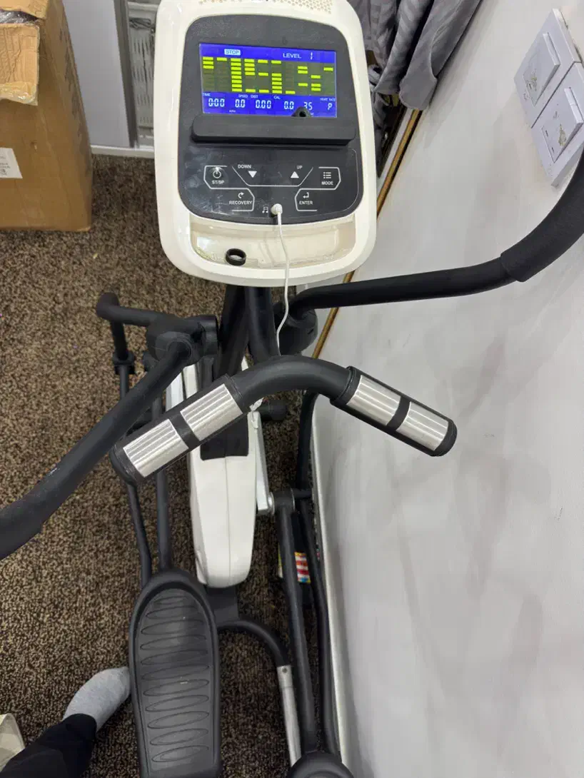 اسکی فضایی (الپتیکال)فیول se-205|تجهیزات ورزشی|آبادان, |دیوار