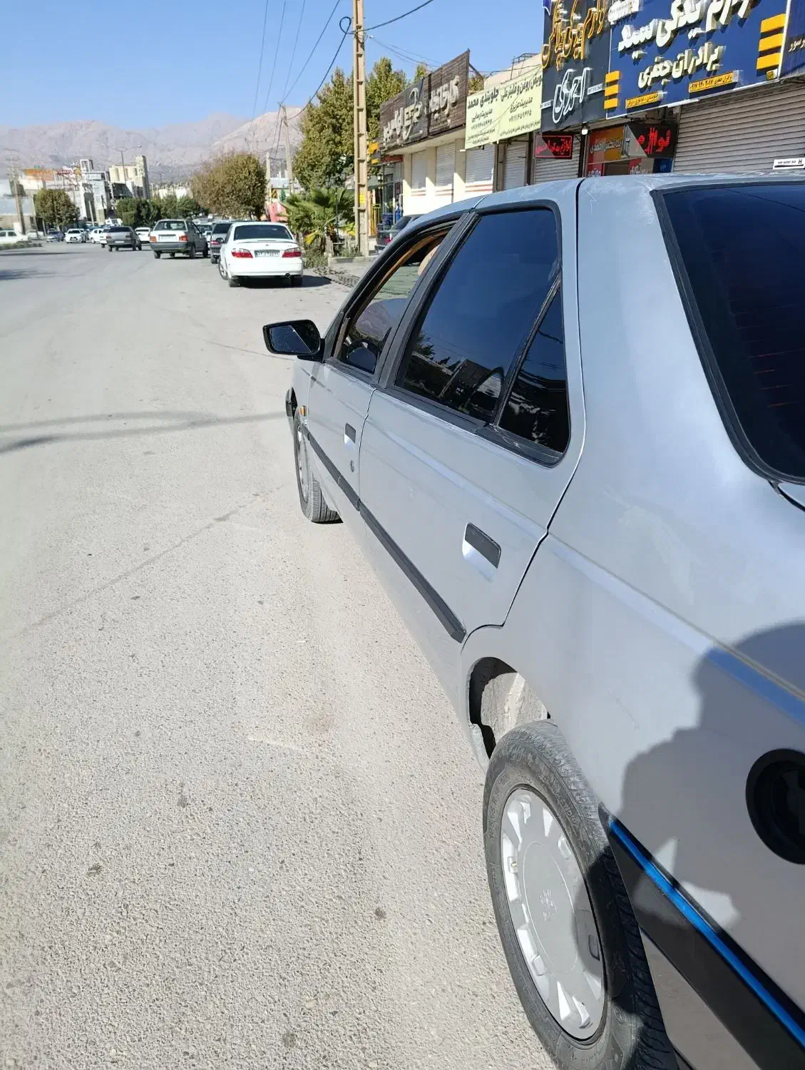 پژو 405بدو رنگ شاسی پلم موتور سالم دوگانه کارخانه|خودرو سواری و وانت|یاسوج, |دیوار