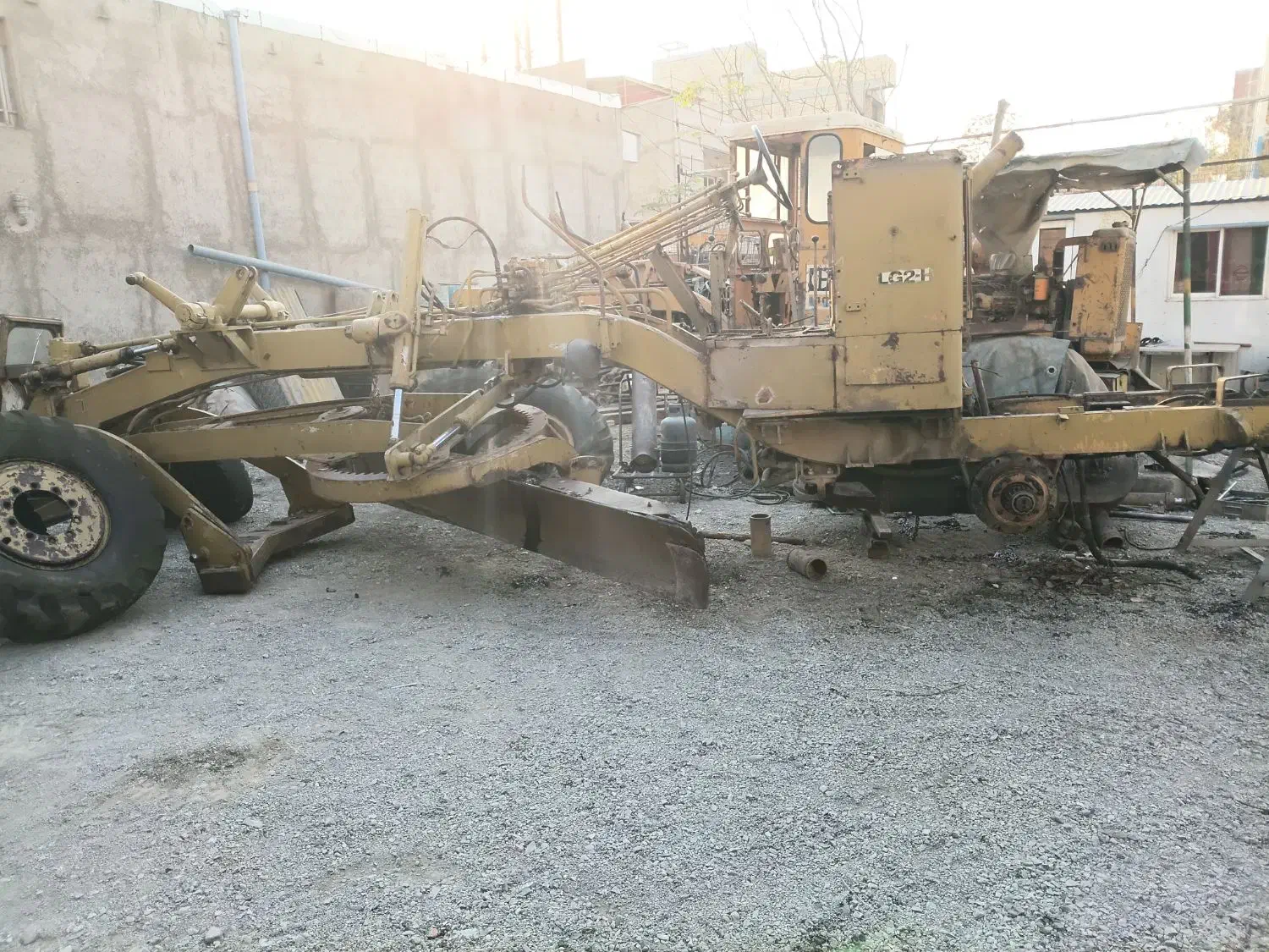 گریدر میتسوبیشیLG2|قطعات یدکی و لوازم جانبی|چهاردانگه (تهران), |دیوار