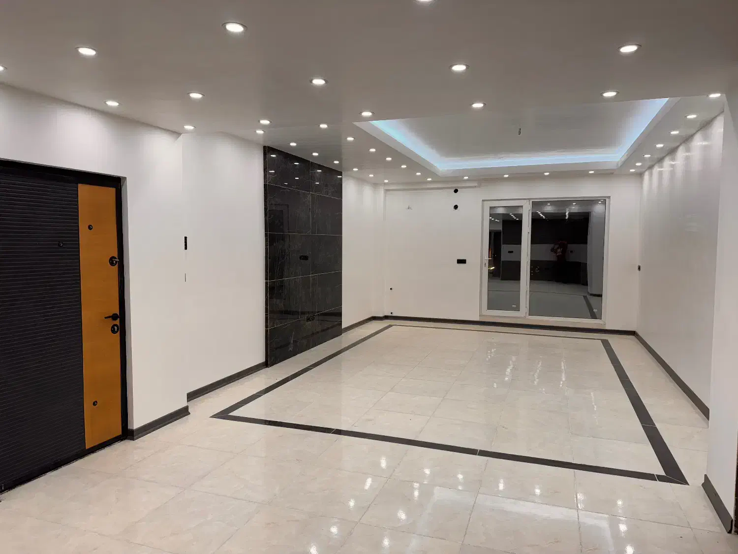 واحد ۱۰۳ متری نوساز کلید اول|فروش آپارتمان|ازنا, |دیوار