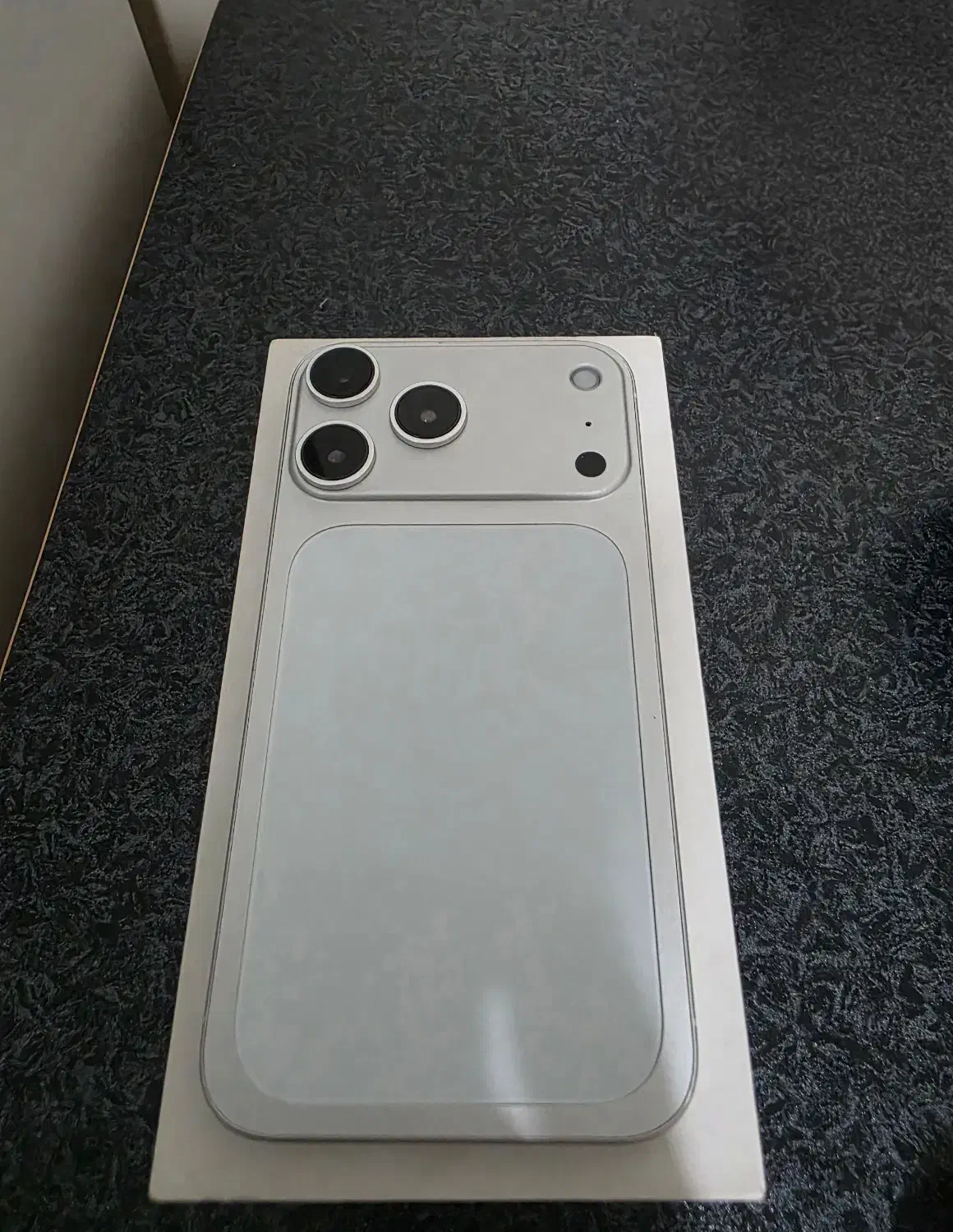 گوشی Apple iphone آیفون xr فیس لیفت 17 پرو|موبایل|کرج, مهرویلا جنوبی|دیوار