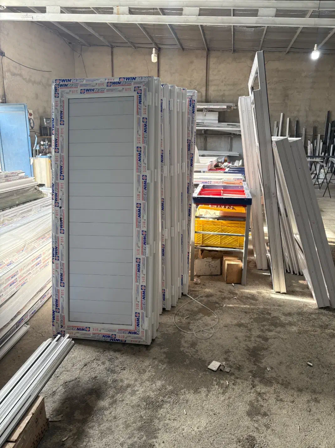 کارگر پنجره|استخدام صنعتی، فنی، مهندسی|شهریار, رضی آباد پایین|دیوار