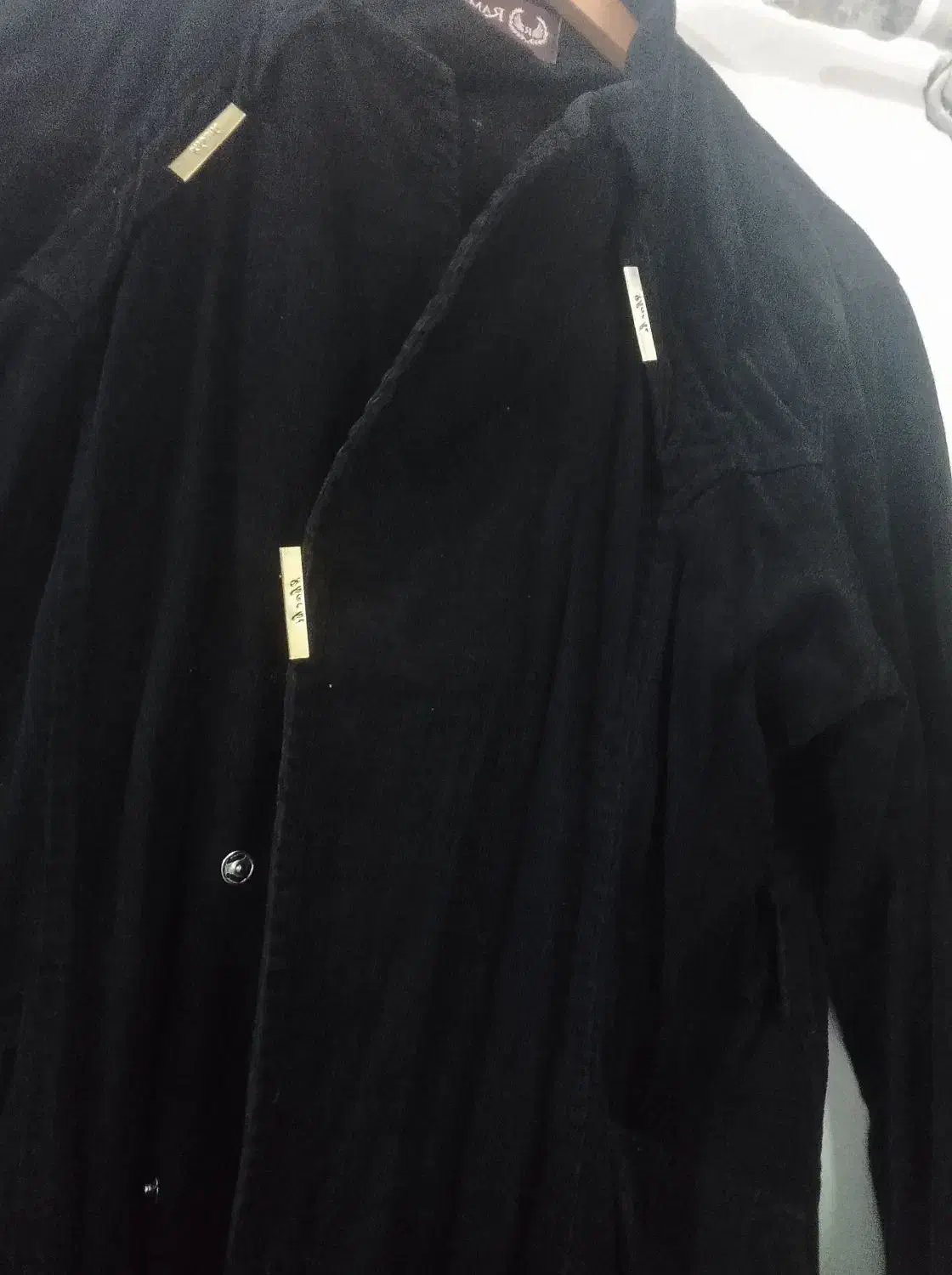 مانتو مخمل|لباس|فریدون‌کنار, |دیوار