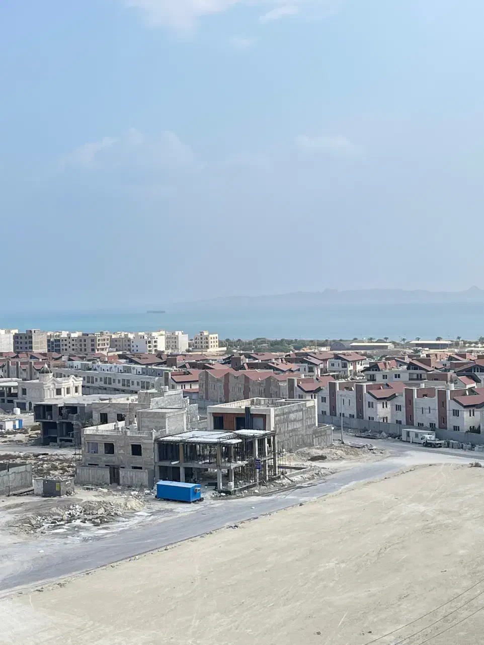 ویلا دوبلکس با آسانسور ( درب حیاط ) شهرک مهر و ماه|فروش خانه و ویلا|قشم, |دیوار