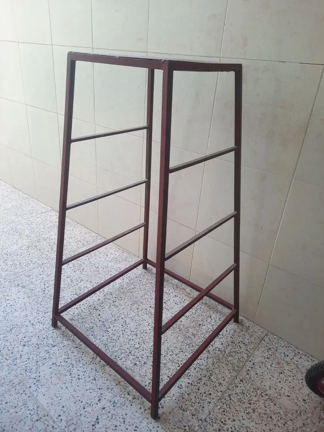 پله آهنی|ابزارآلات|فلاورجان, |دیوار