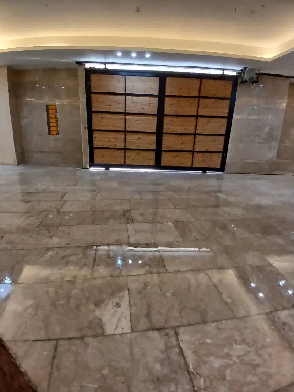 نظافت منزل و راه پله و مشاعات|خدمات نظافت|ساری, |دیوار