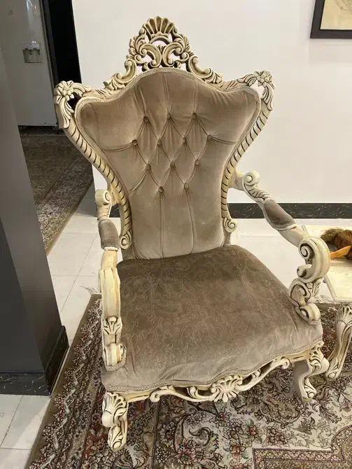 مبل سلطنتی|مبلمان خانگی و میز عسلی|کاشان, امیرکبیر|دیوار