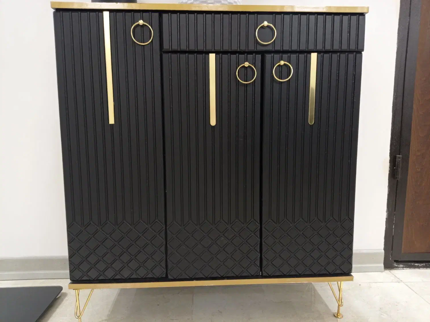 مبل و جاکفشی و میز تلویزیون|مبلمان خانگی و میز عسلی|خرمآباد, |دیوار