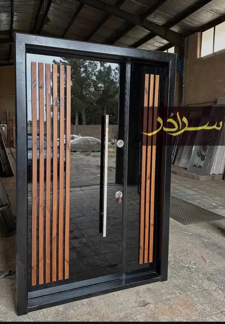 درب ضد سرقت لوکس ترک درب لابی پنجره upvc کد R103|مصالح و تجهیزات ساختمان|هادی شهر, |دیوار