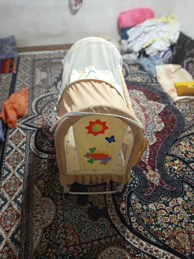 گهواره نوزاد در کوچنار|اسباب و اثاث بچه|کوه چنار, |دیوار