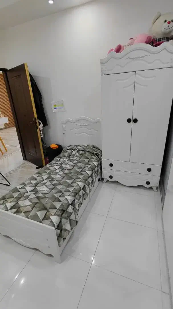 تخت یک نفره با تشک|تخت و سرویس خواب|بهارستان, |دیوار