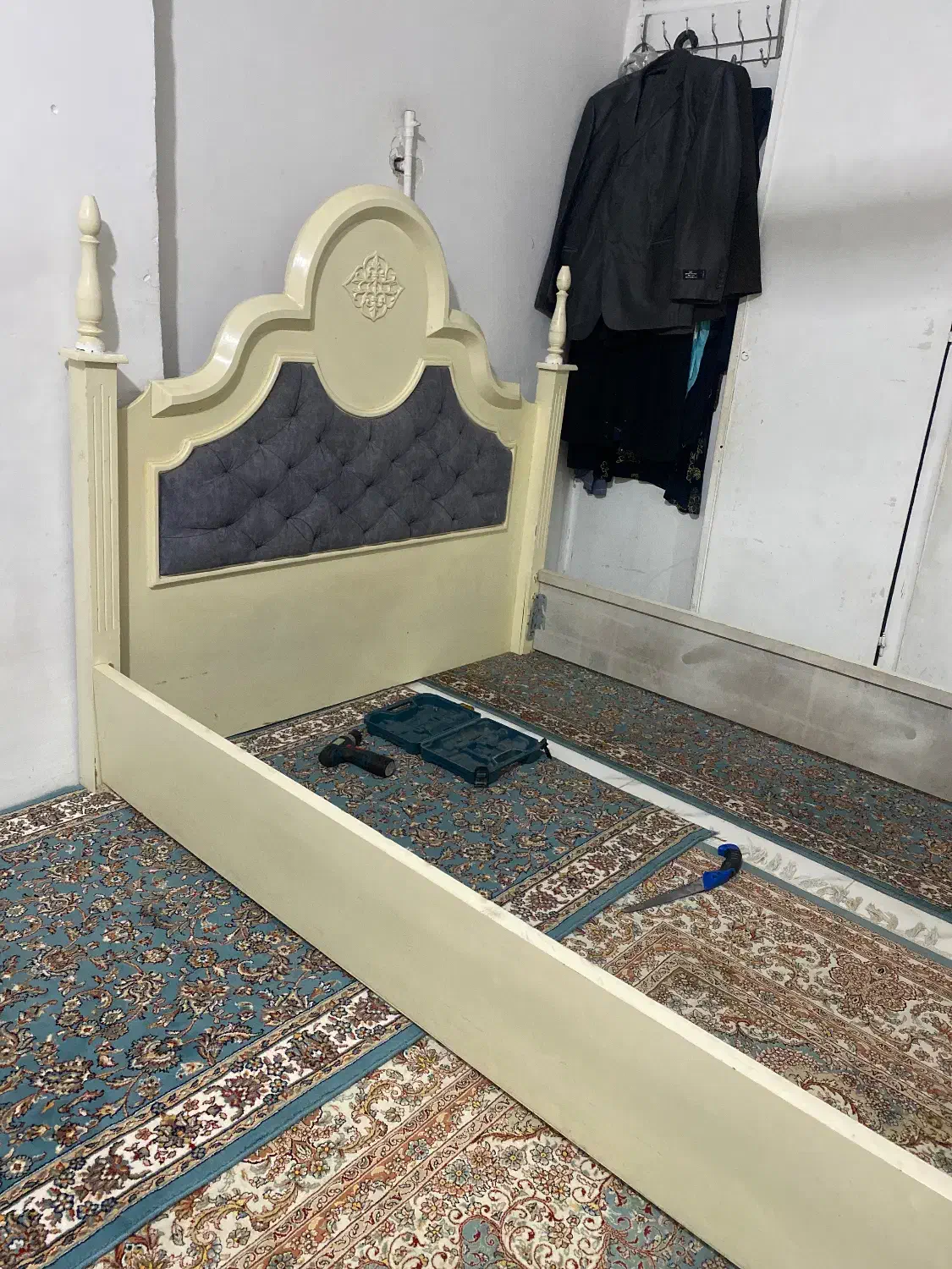 تخت خواب دونفره|تخت و سرویس خواب|گرگان, |دیوار