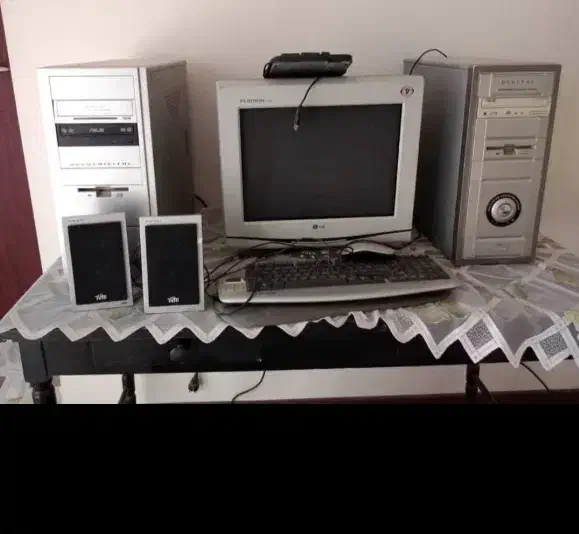 کیس و مانیتور قدیمی و خراب|رایانه رومیزی|ارومیه, |دیوار