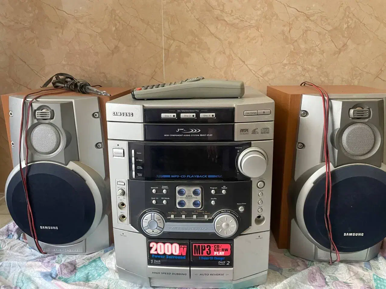 ضبطوباند ۳ دیسک فابریگ|سیستم صوتی خانگی|همدان, |دیوار