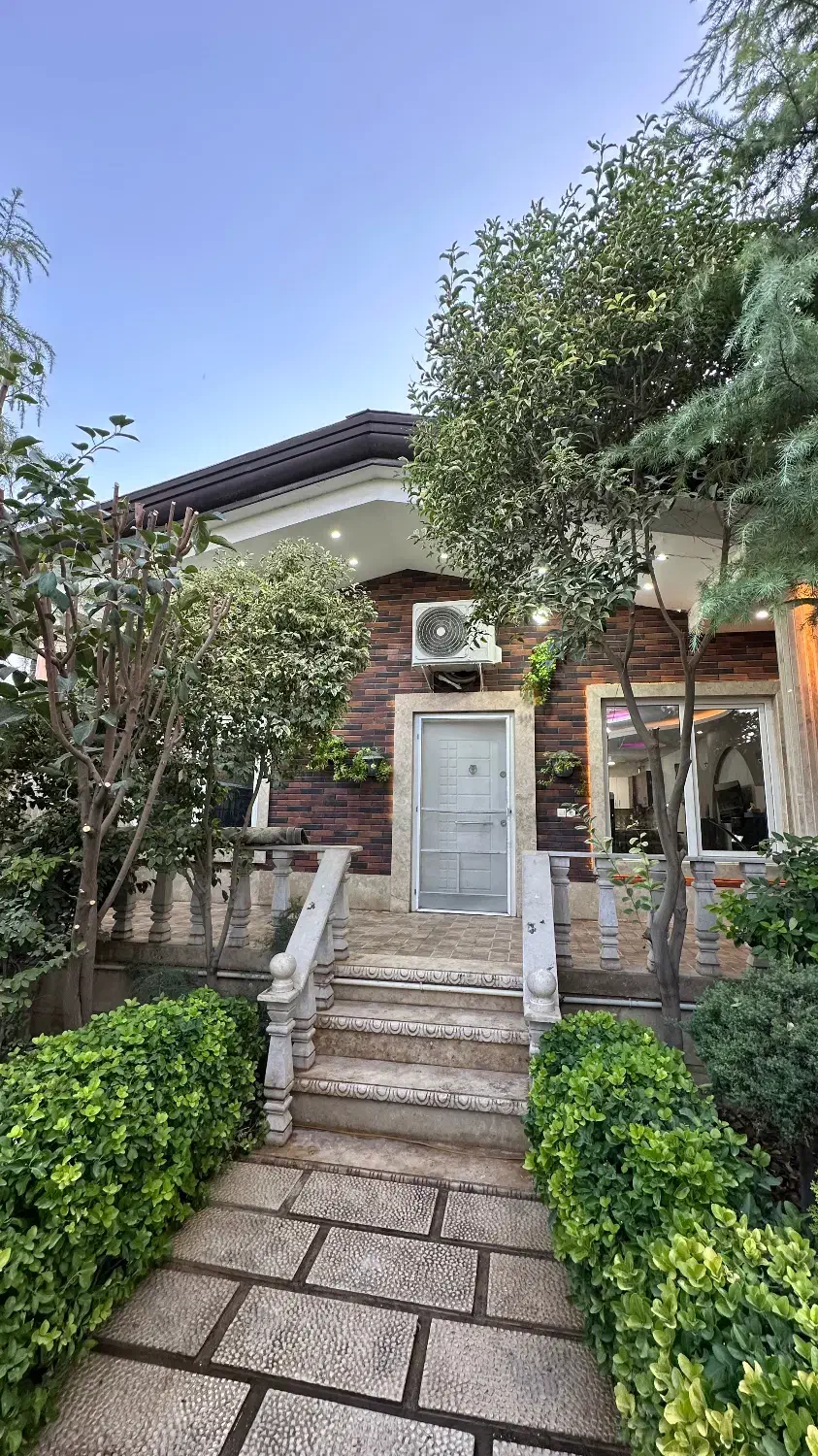 باغ ویلا  ۵۰۰ متری|فروش خانه و ویلا|شریف‌آباد, |دیوار