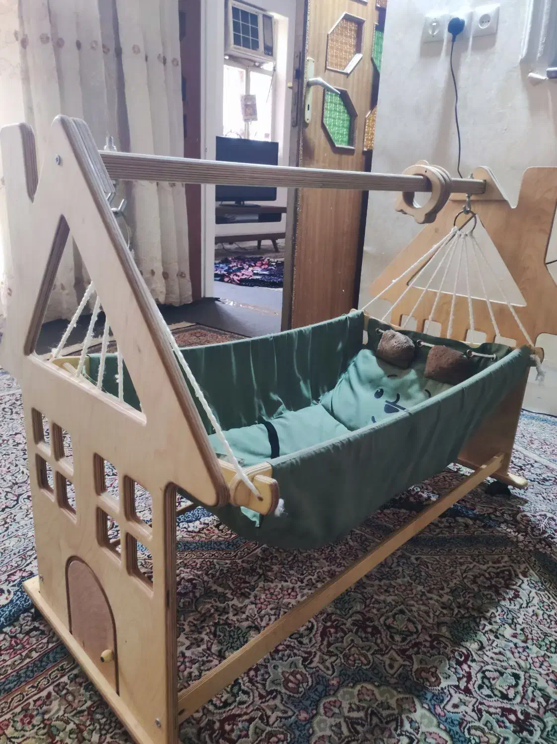 گهواره کلبه چوبی ه|اسباب و اثاث بچه|بندرعباس, |دیوار