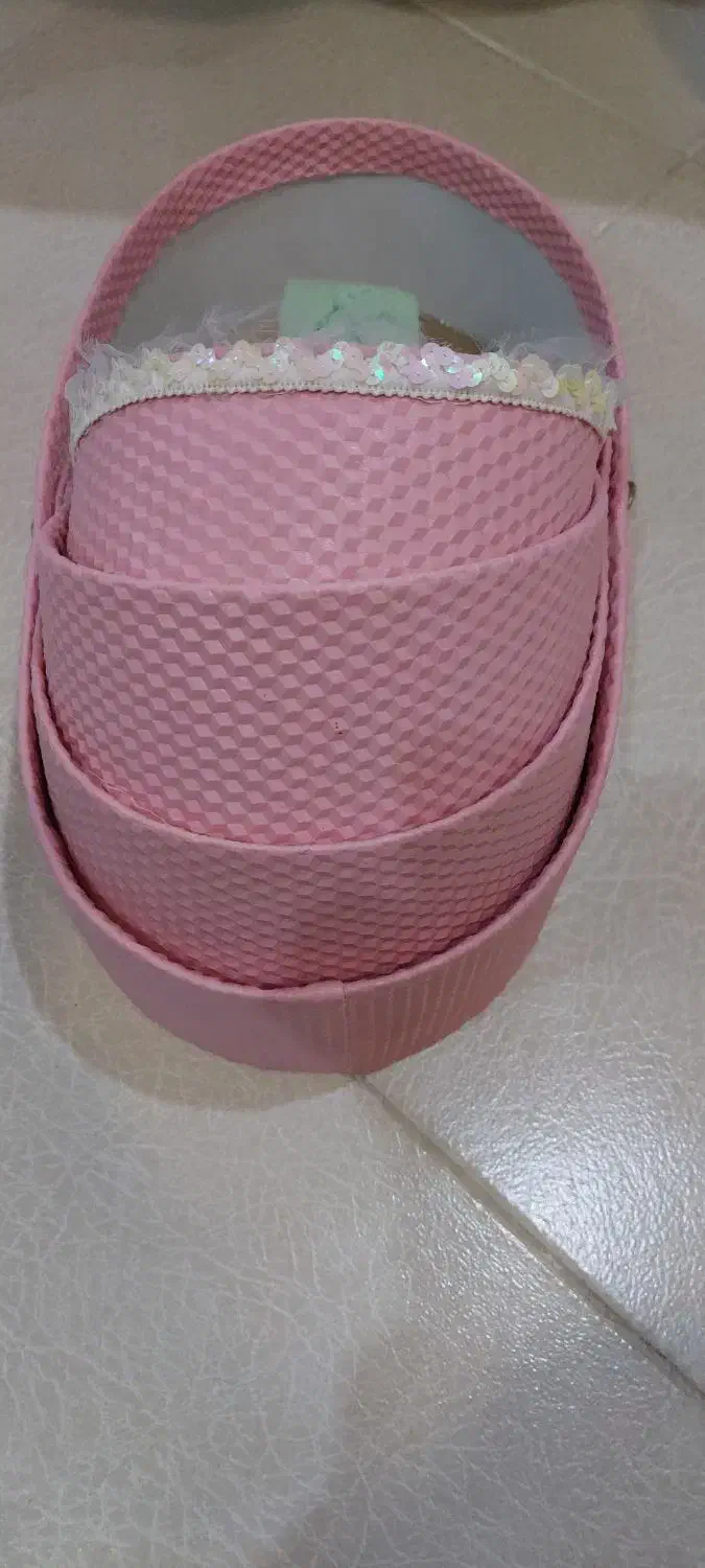 باکس گل طرح گهواره نوزاد|گل مصنوعی|قم, چهار امامزاده|دیوار