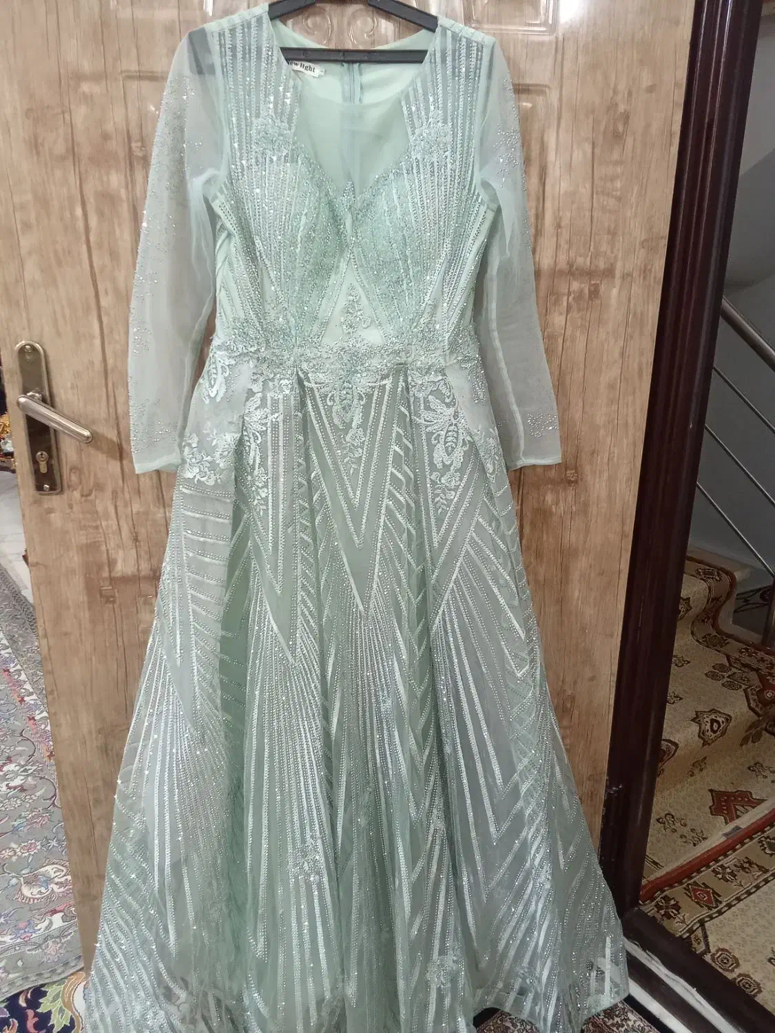 لباس مجلسی|لباس|الوند, |دیوار