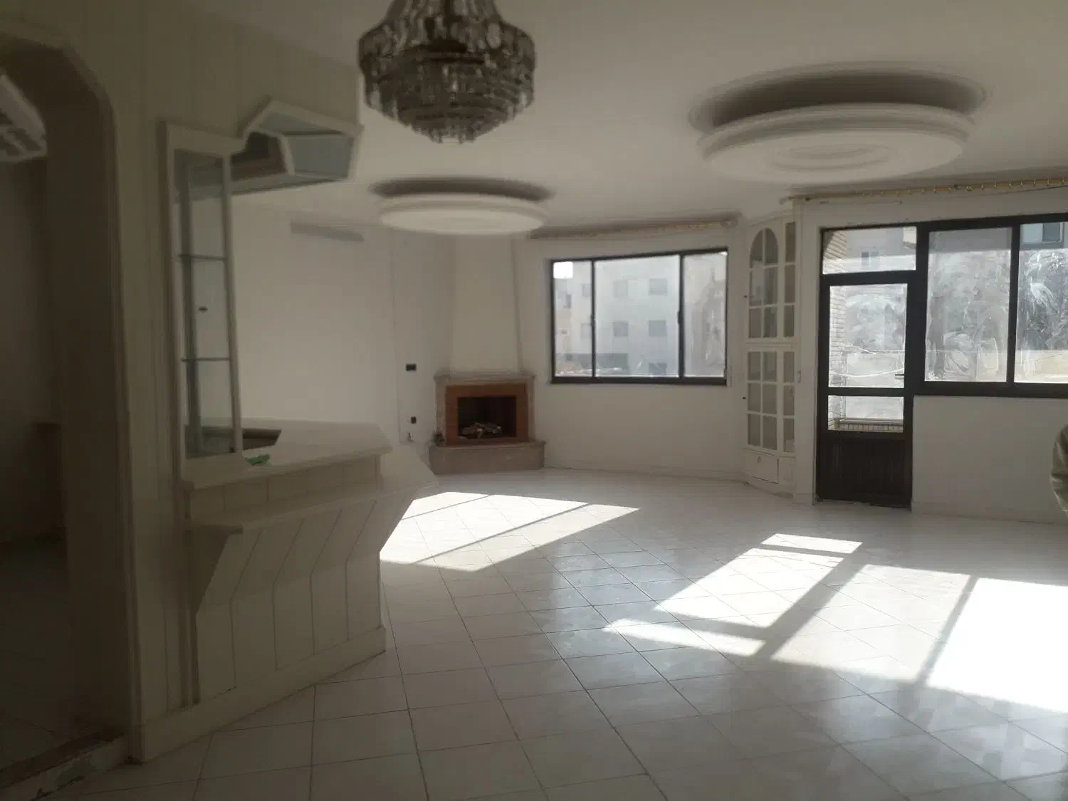 حافظ ۱.طبقه دوم.۱۳۵متر.تک واحدی|اجارهٔ آپارتمان|مشهد, هفت تیر (حافظ)|دیوار