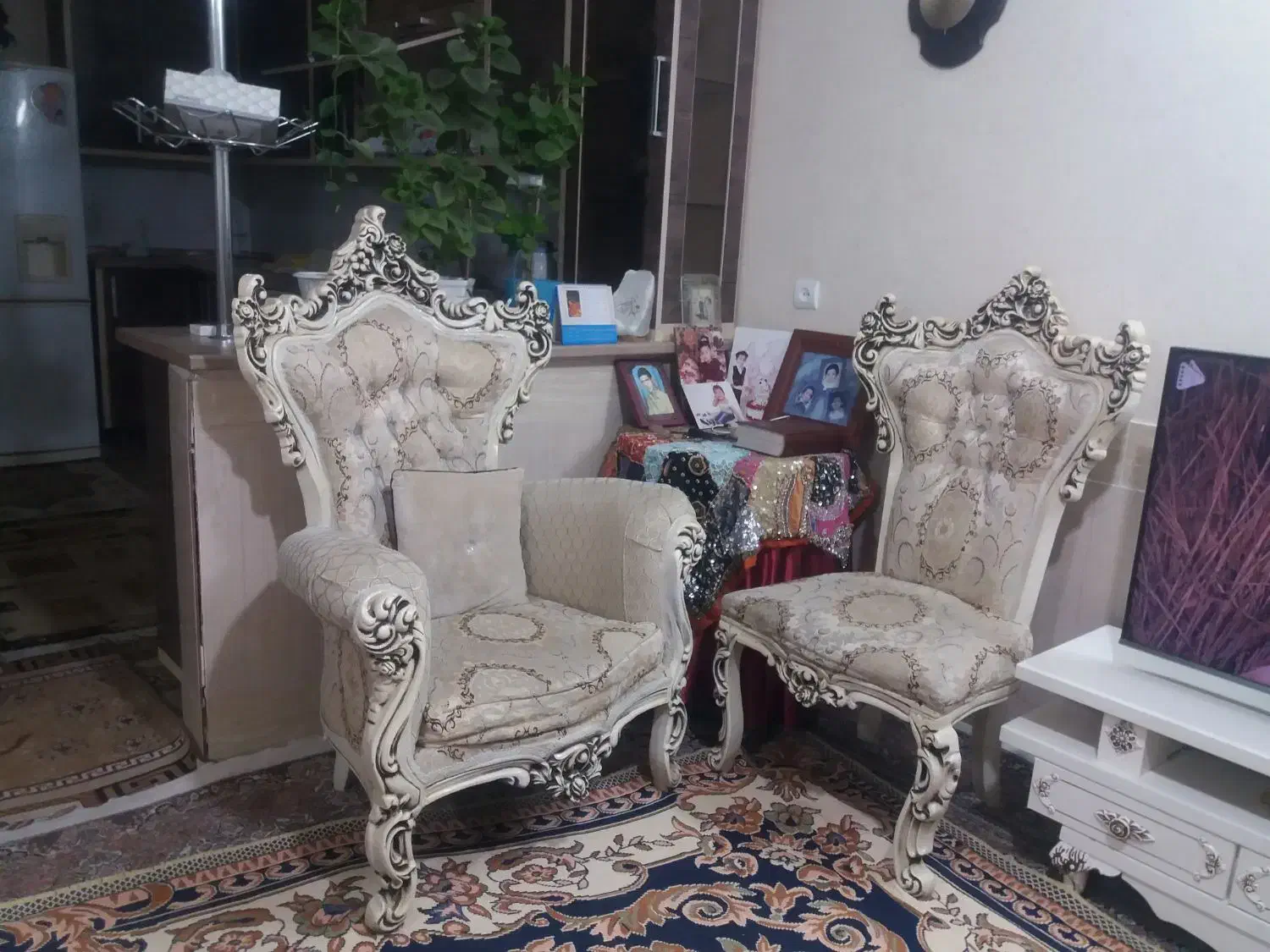 مبل سلطنتی ۹ نفره|مبلمان خانگی و میز عسلی|شیروان (خراسان), |دیوار