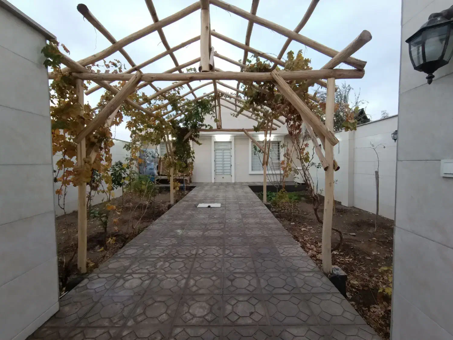 خانه باغ 200متری فول امکانات|فروش خانه و ویلا|کاشان, صفی آباد|دیوار