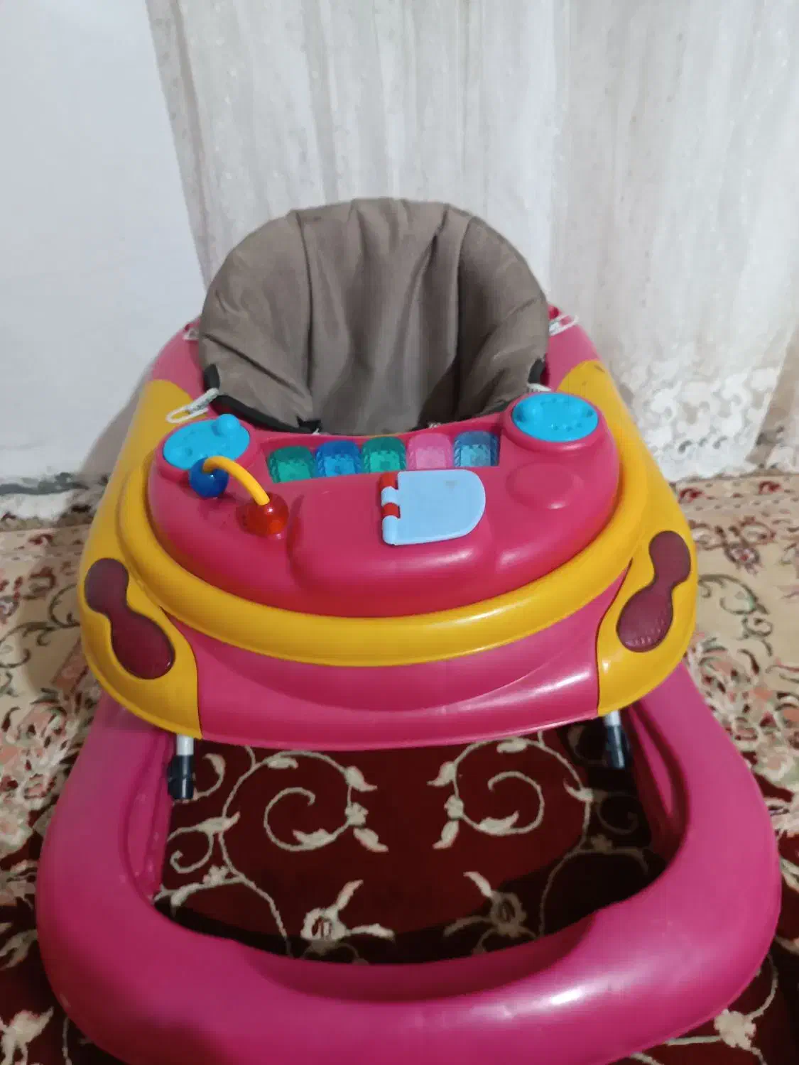 روروئک|کالسکه و لوازم جانبی|آشخانه, |دیوار