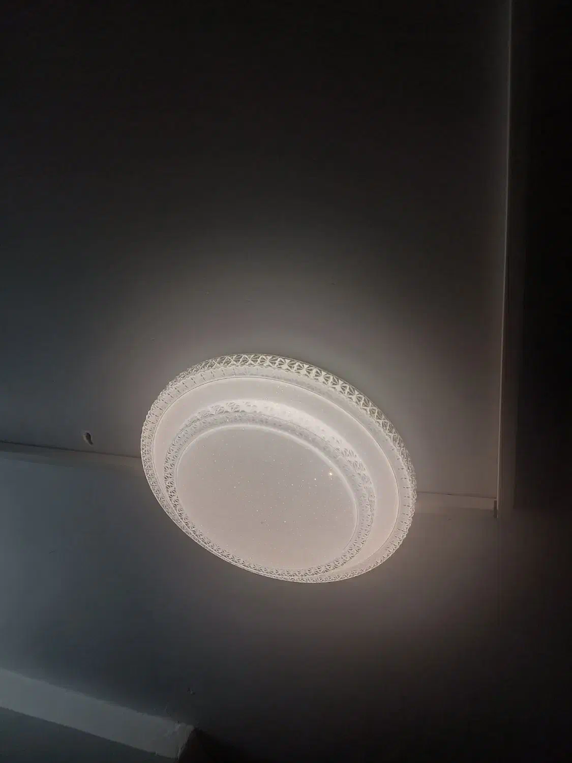 لوستر دیوار کوب|لوستر و چراغ آویز|نیشابور, کوی فرهنگیان|دیوار