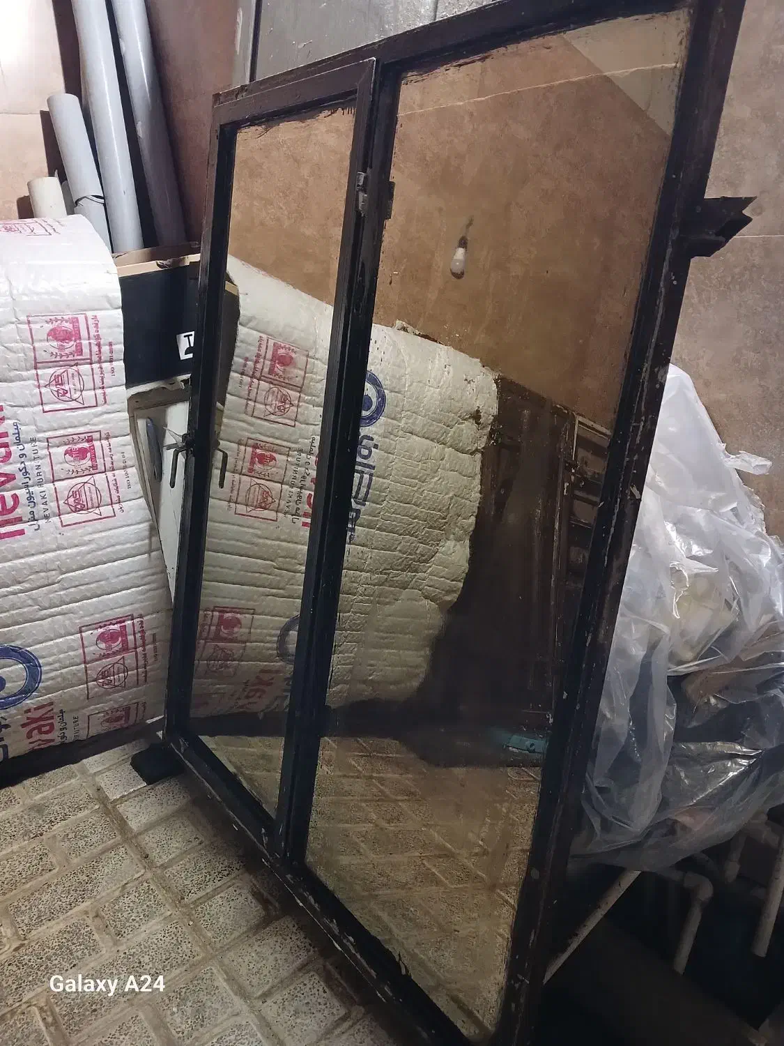 درب وپنجره آهنی|مصالح و تجهیزات ساختمان|قرچک, شهرک گلها|دیوار