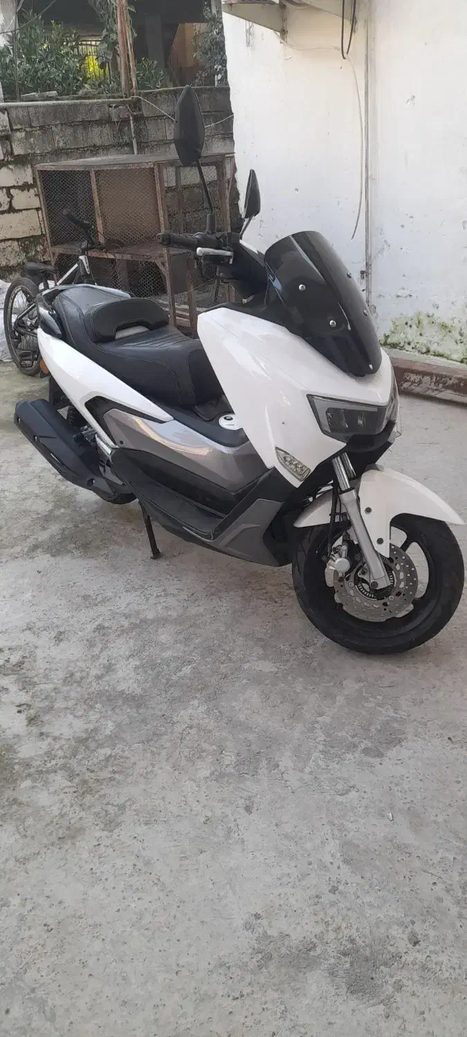 موتور لیمکس ۱۵۰ مدل ۱۴۰۳ کارکرد۶تا رنگ سفید|موتورسیکلت|فریدونکنار, |دیوار