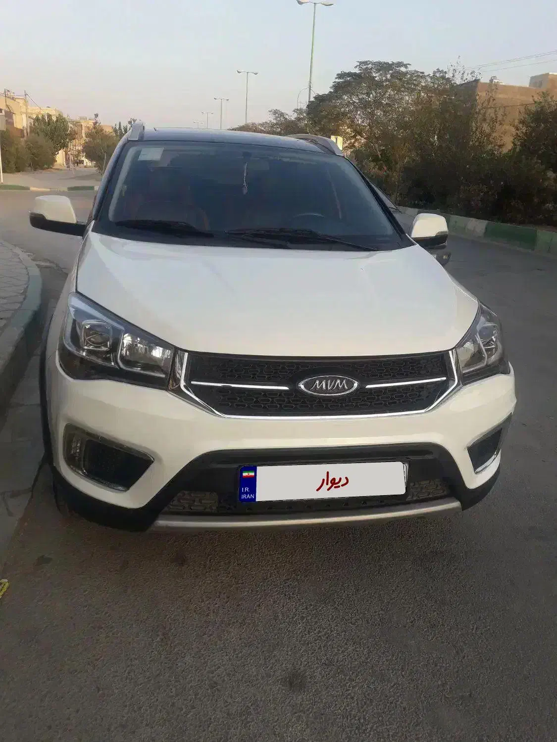 x22 اتوماتیک بدون رنگ مدل ۱۴۰۰|خودرو سواری و وانت|اصفهان, برازنده|دیوار