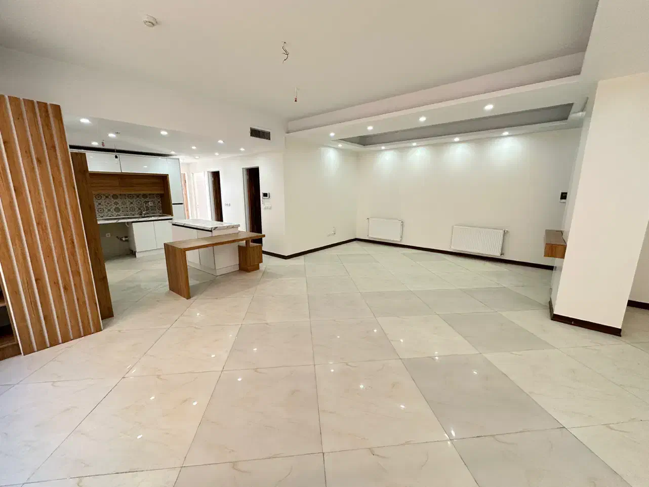 اپارتمان ۱۱۸ متر کلید نخورده/فول تجهیز سنددار|فروش آپارتمان|گرمدره, |دیوار