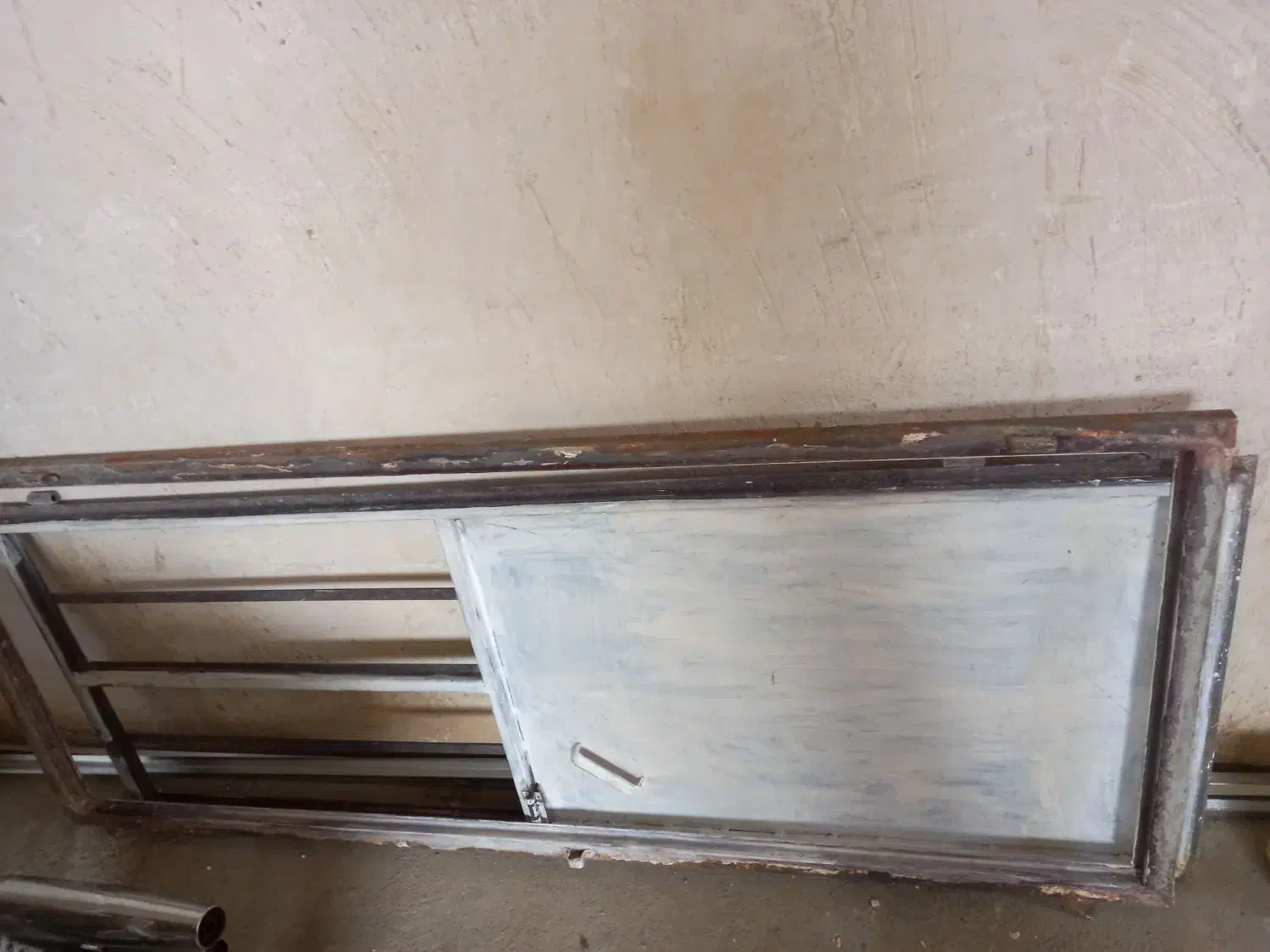 درب آهنی و درب آلومینیومی|مصالح و تجهیزات ساختمان|دیواندره, |دیوار